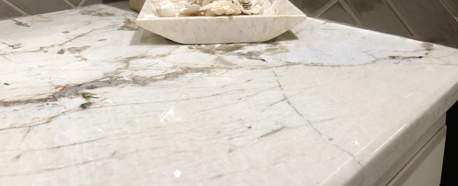 alpine_&_concerto_clay_glossy